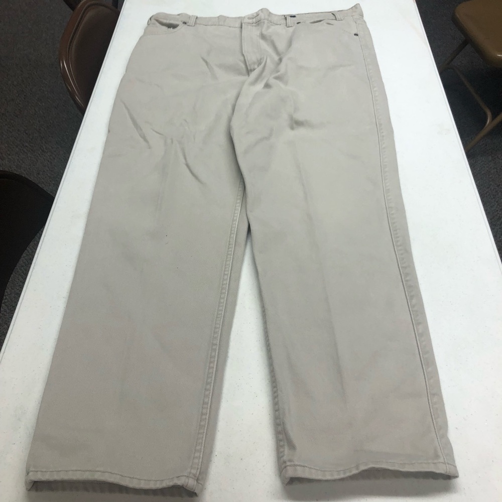 Levis 540 42x32 Cream Colored Straight Fit Jeans